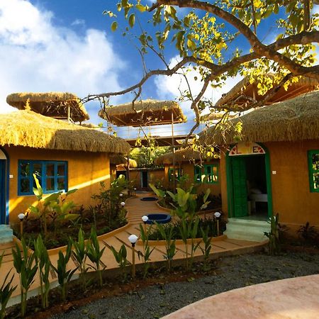One At Goa Hotel Canacona Bagian luar foto